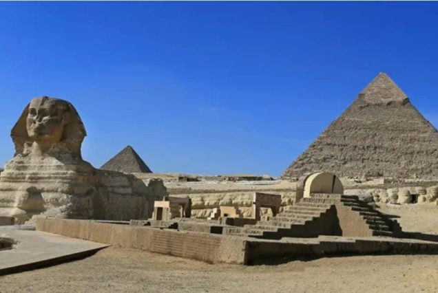 Privater Tagesausflug nach Kairo mit dem Flugzeug