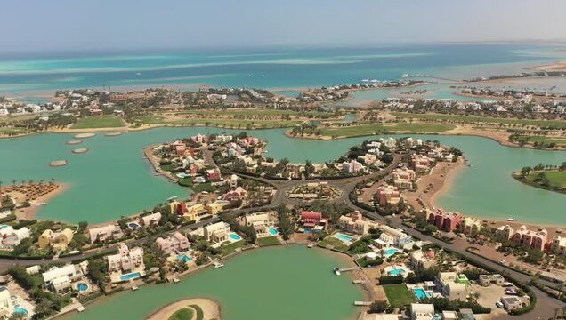 Private Stadtrundfahrt in El Gouna mit Lagunenfahrt